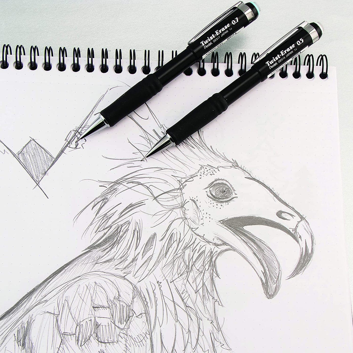 Pentel Mechanical Pencil 0.5 mm Twist Erase III, Twist Up Eraser, Pre-Loaded Super Hi-Polymer HB Lead, Black Barrel, 3-Pack