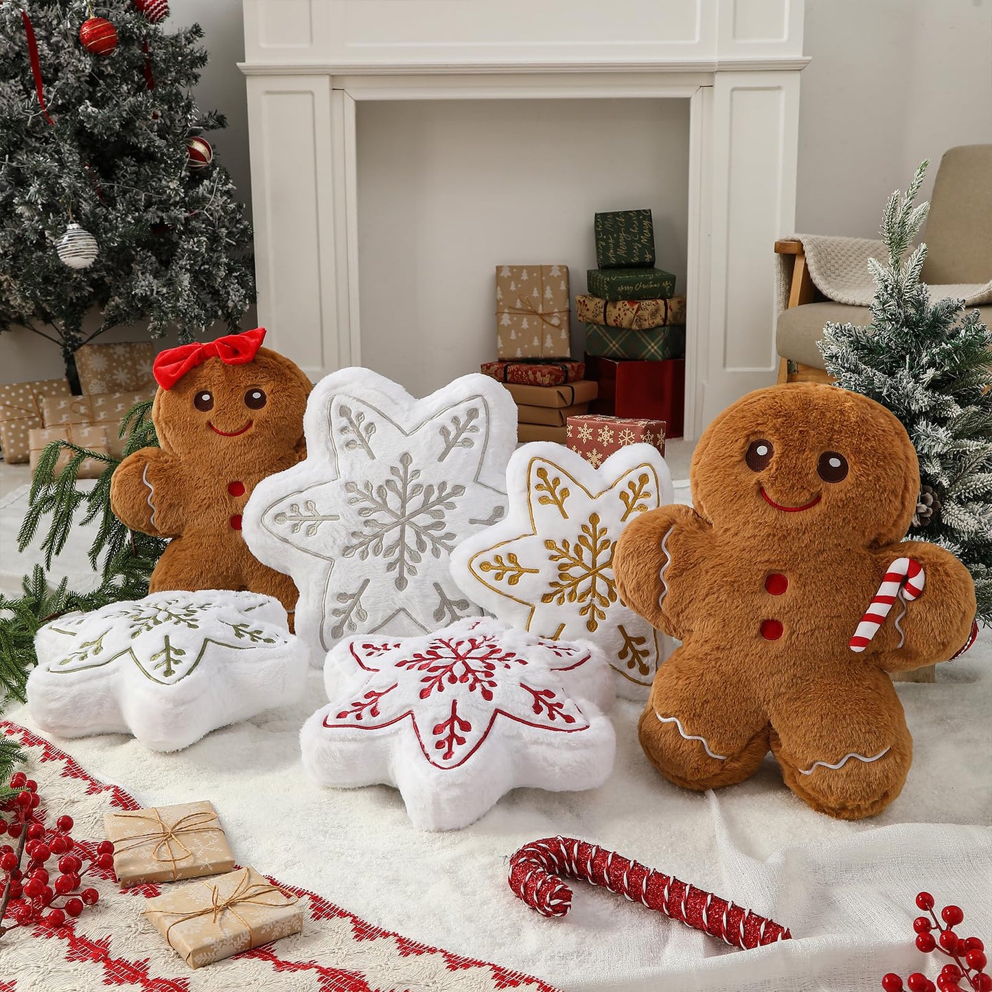 YRXRUS Christmas Snow Pillows, Snow Shaped Pillow, Small Cute Gold Snowflake Pillow for Gifts, Christmas Decorations Throw Pillows for Party, Her, Kids, Girls Xmas Home Decor 13.5x13.5 Inches