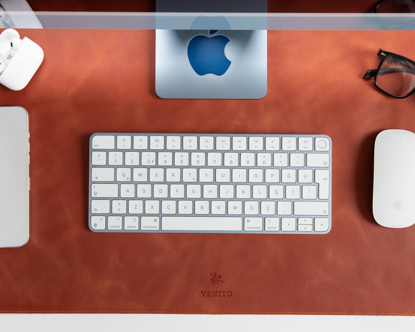 VENITO Leather 3-in-1 Desk Mat Set – Desk Mat (32"x16"), Organizer Tray & Cup Coaster – Full-Grain Leather Desk Pad for Office & Home – Elegant Workspace Accessories for Men & Women, Cinnamon