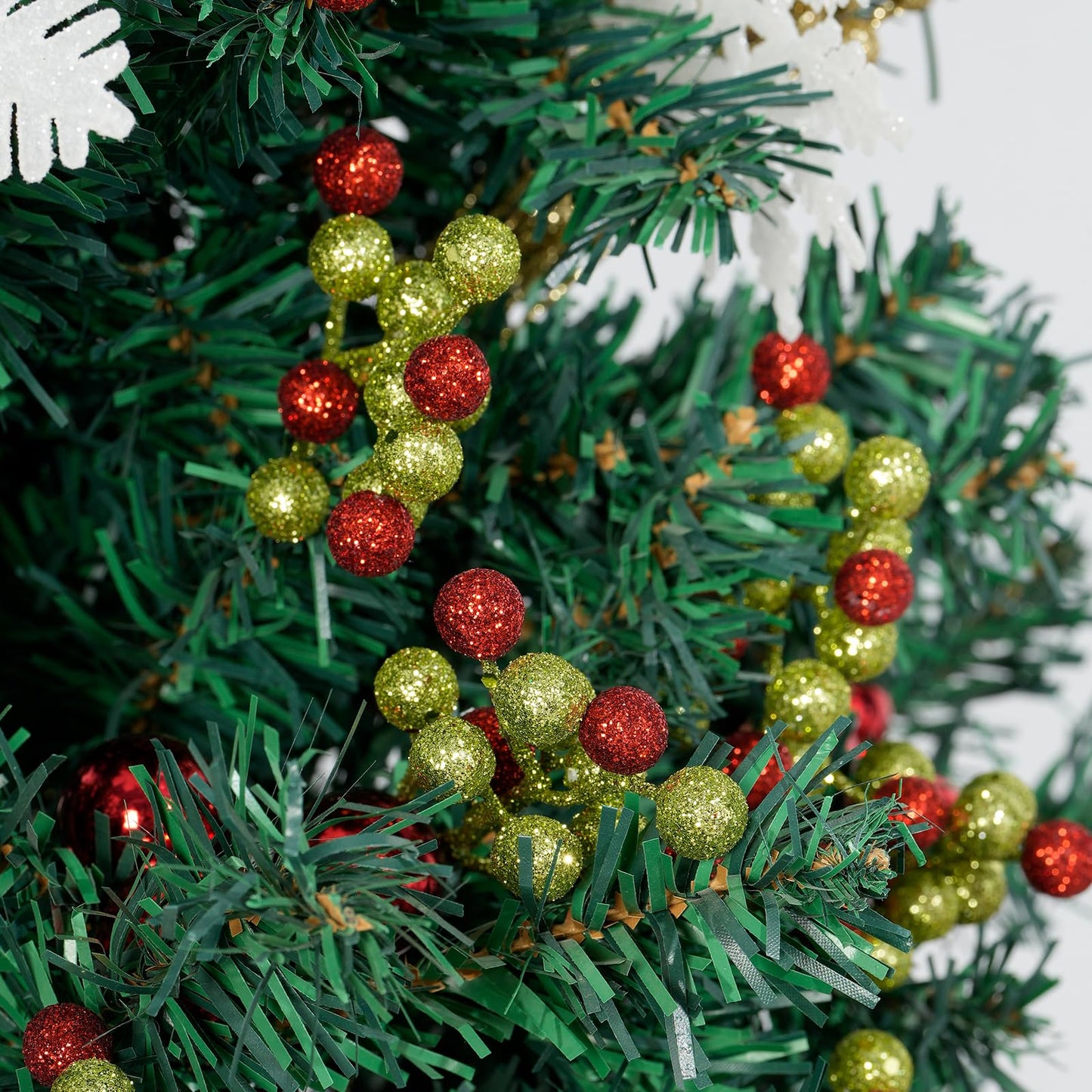 Fangoo 20 Pack 7 Inch Artificial Green Red Berry Picks for Christmas Tree Burgundy Green Red Berries Stems Holly Berry Branches Ornaments Wreath Crafts Wedding Holiday Season Winter Home Decor