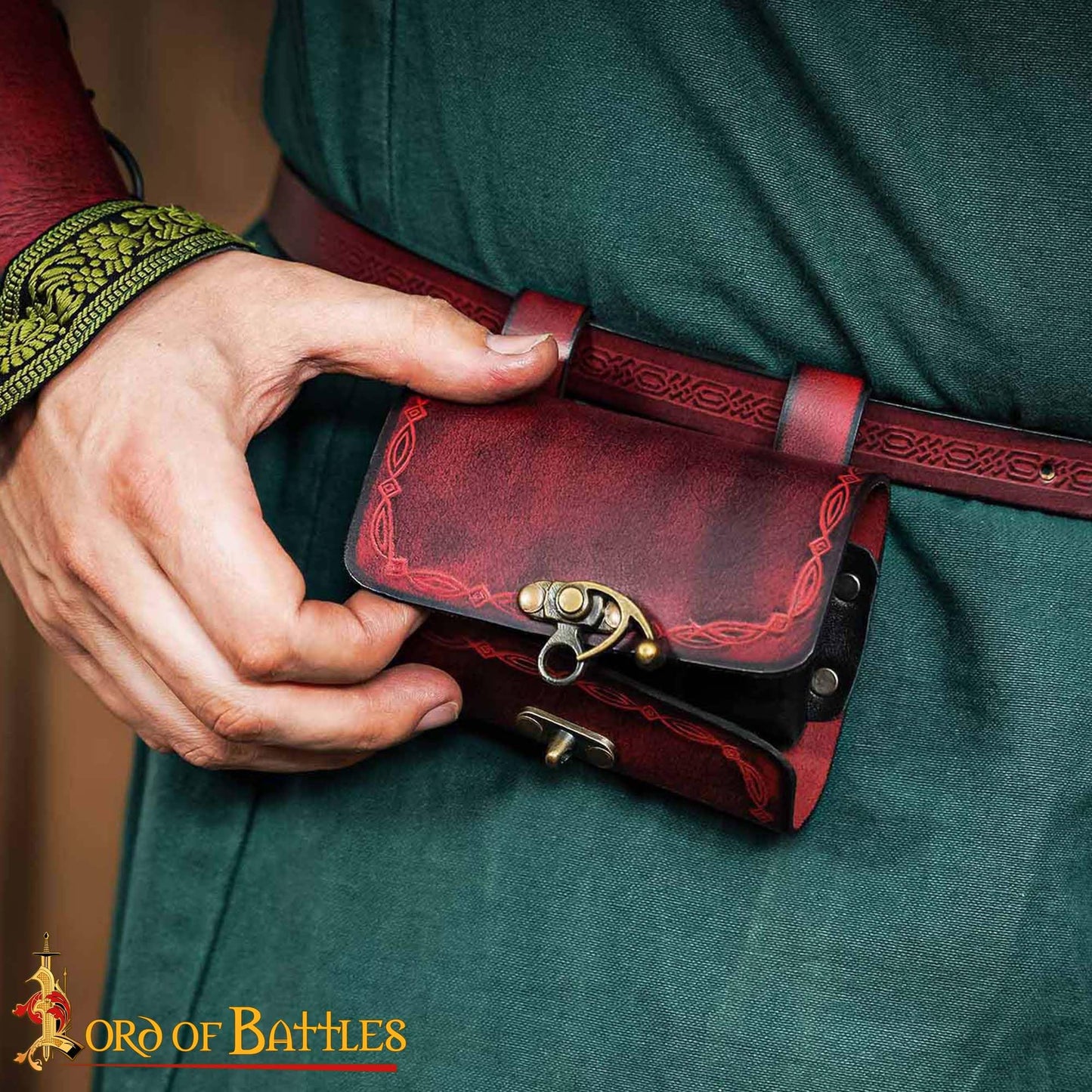 Lord of Battles Medieval Alchemy Buff Leather Belt Bag with 4 Mini Glass Bottles | The Elfic Potion Vintage Belt Waist Pouch Side Pack for Ren Faire, Cosplay (Maroon)