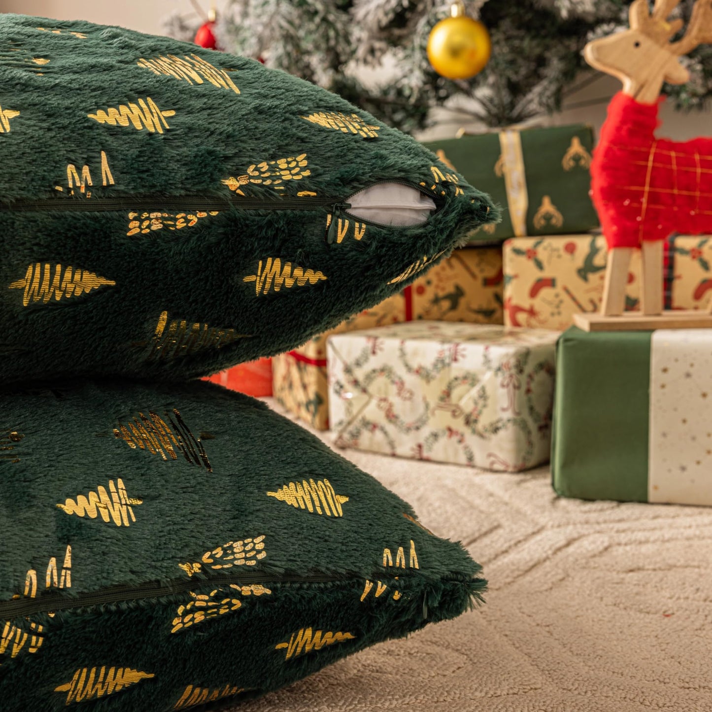 AQOTHES Christmas Tree Green Throw Pillow Covers 18x18inch, Set of 2 Winter Holiday Decorative Faux Fur Fuzzy Pillows Covers with Glitter Printed for Christmas Decor Sofa Couch Home