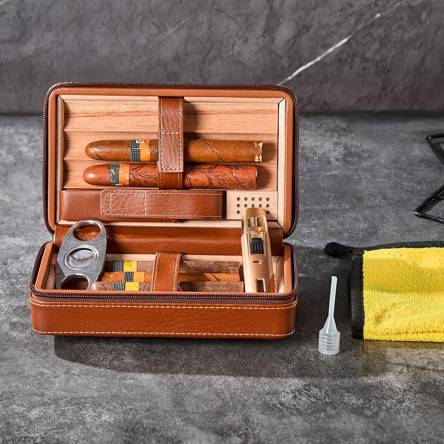 WANTHER Leather Cigar Case, Travel Humidor Holds 7 Cigars, Brown Cedar Wood Box with Cigar Cutter, Humidifier, Lighter & Towel, Portable Cigar Holder for Men, Ideal for Home, Office & Travel Gift Set