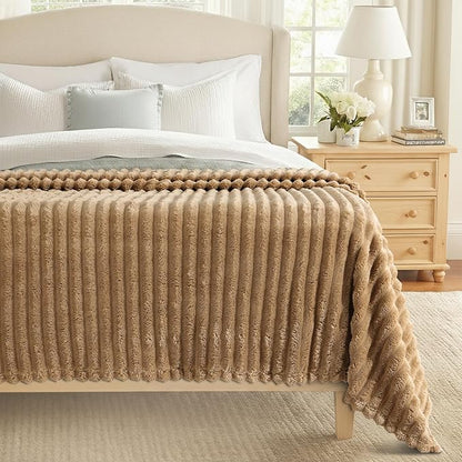 decorUhome Soft Fleece Brown Twin Blanket for Bed, Cozy Fluffy Plush Flannel Striped Throws for Couch Sofa, Lightweight Decorative Ribbed Fuzzy Blanket for Woman, 60x80 Inches