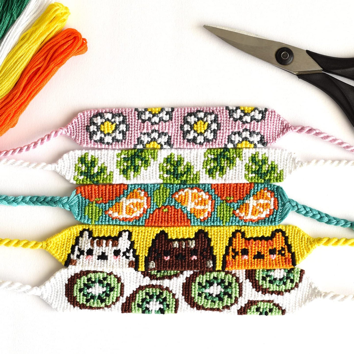 Caydo Embroidery Floss 50 Skeins Embroidery Thread, Rainbow Color Friendship Bracelet String with 12 Pieces Floss Bobbins for Bracelet Making, Sewing Crafts