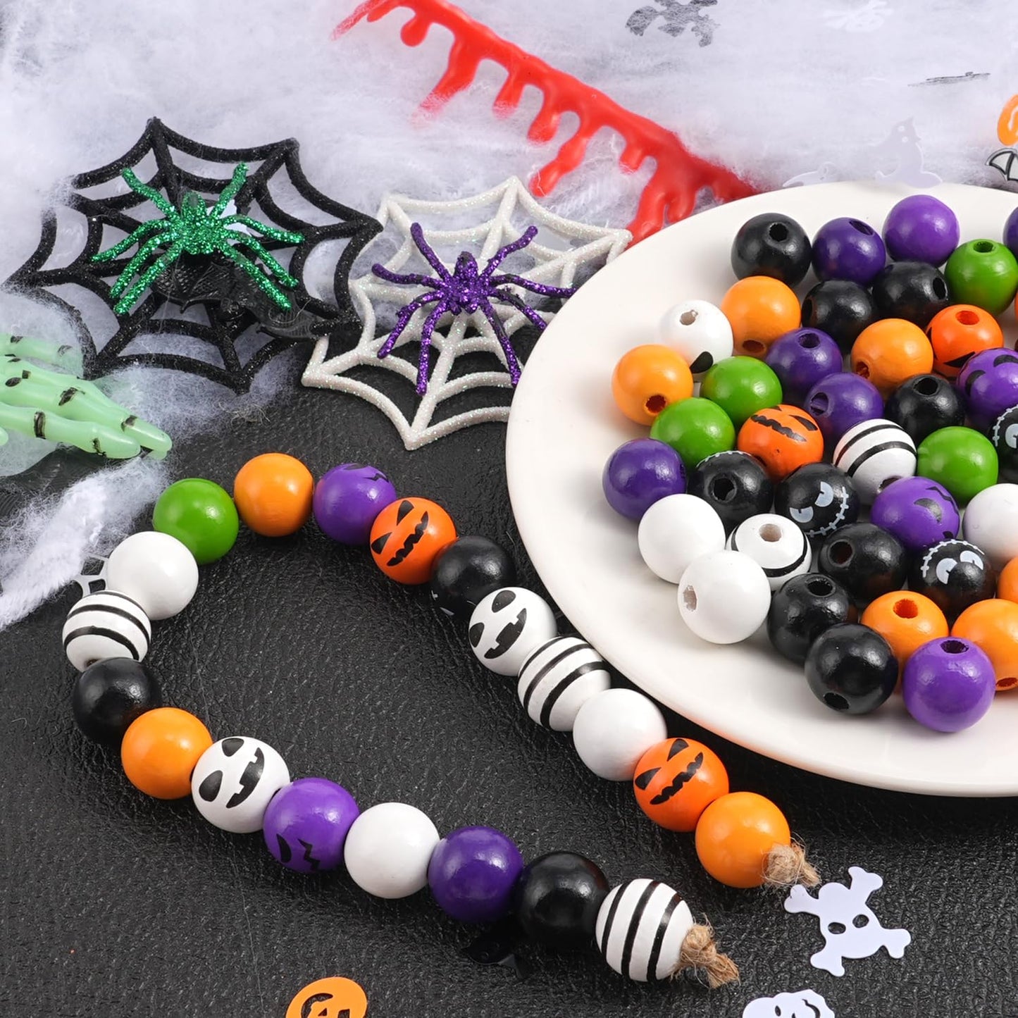 200 Pcs Halloween Wooden Beads Round Loose Beads for Craft Spacer Bead with Twine for Party Tiered Tray Garland Farmhouse Garden DIY Decor