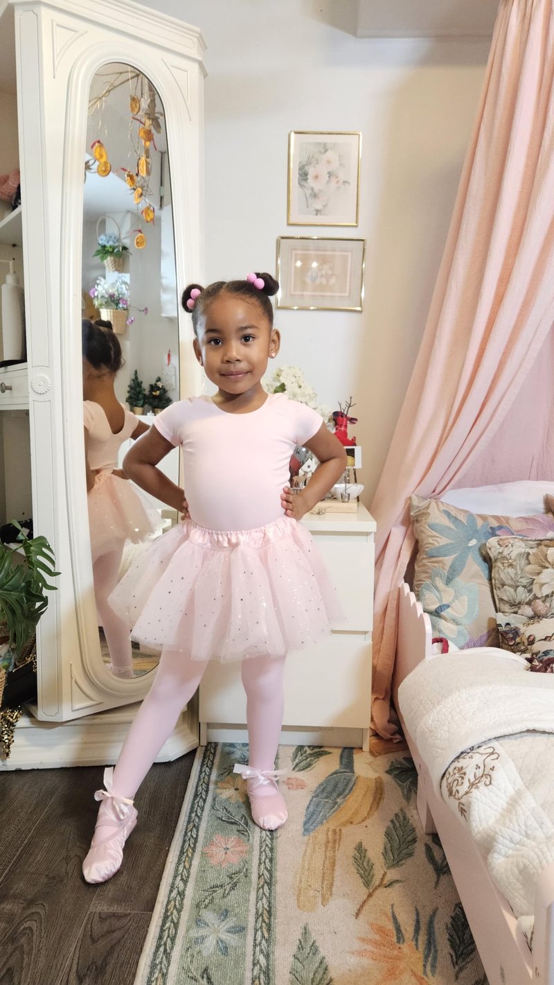 Stelle Girls' Ultra Soft Pro Dance Tight/Ballet Footed Tight(Toddler/Little Kid/Big Kid),3BP,XS