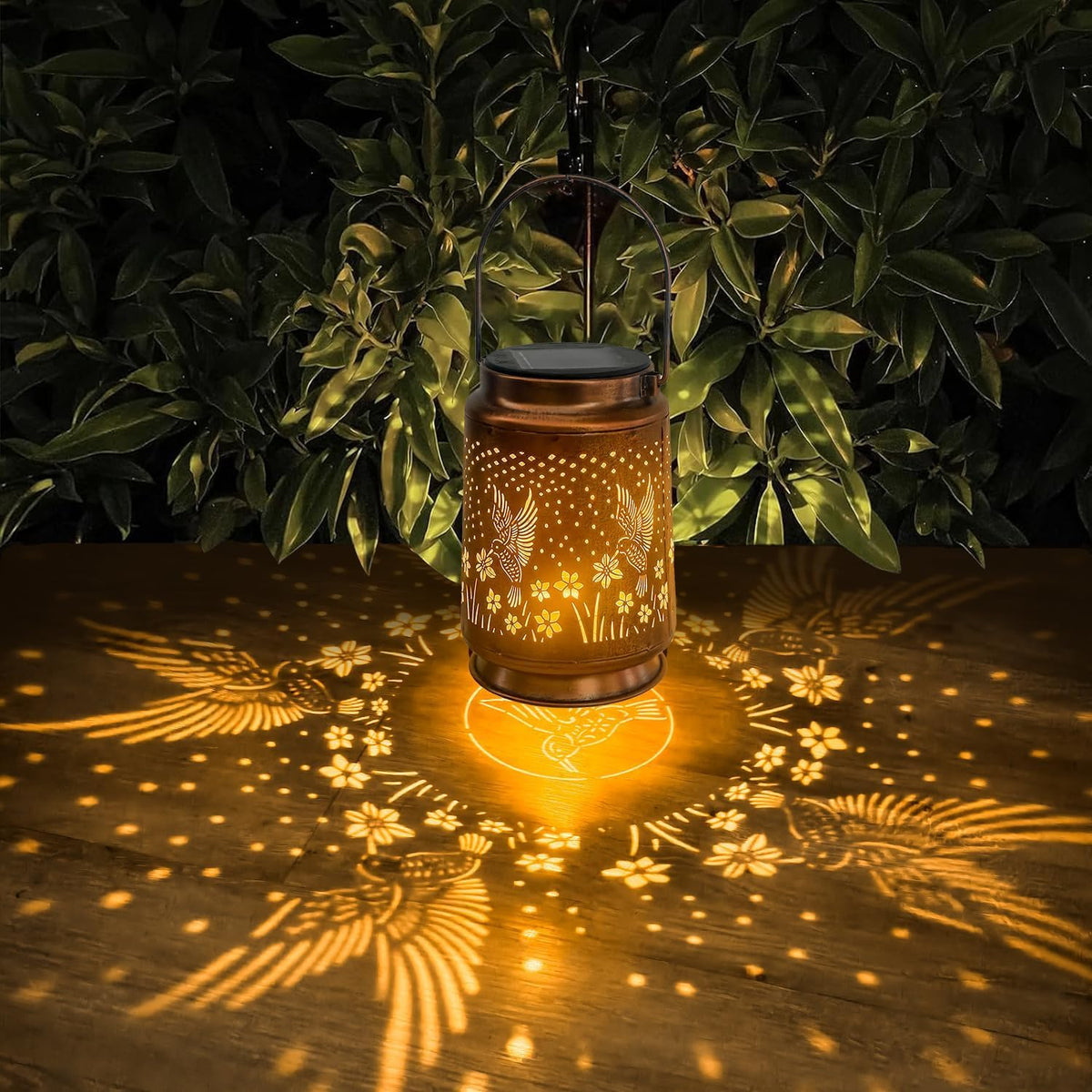 AZEEBOI 2 Pack Solar Lanterns Outdoor Waterproof Hummingbird Lantern Garden Decor Birthday Gifts for Women Mom Grandma Hanging Solar Lights Metal Decoration for Yard, Patio, Backyard, Porch