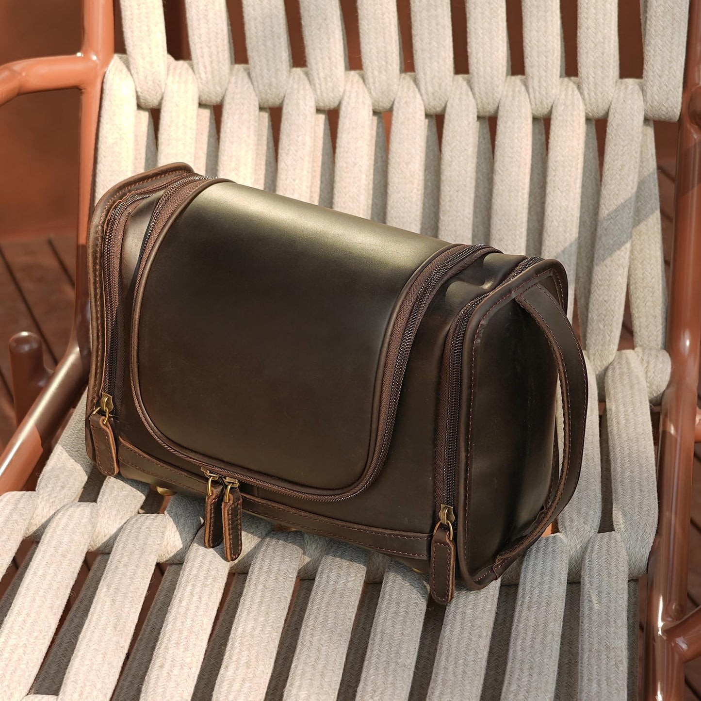 Polare Full Grain Leather Toiletry Bag Travel Dopp Kit Makeup Cosmetic Organizer Shaving Kit Wash Case with Hanging Hook