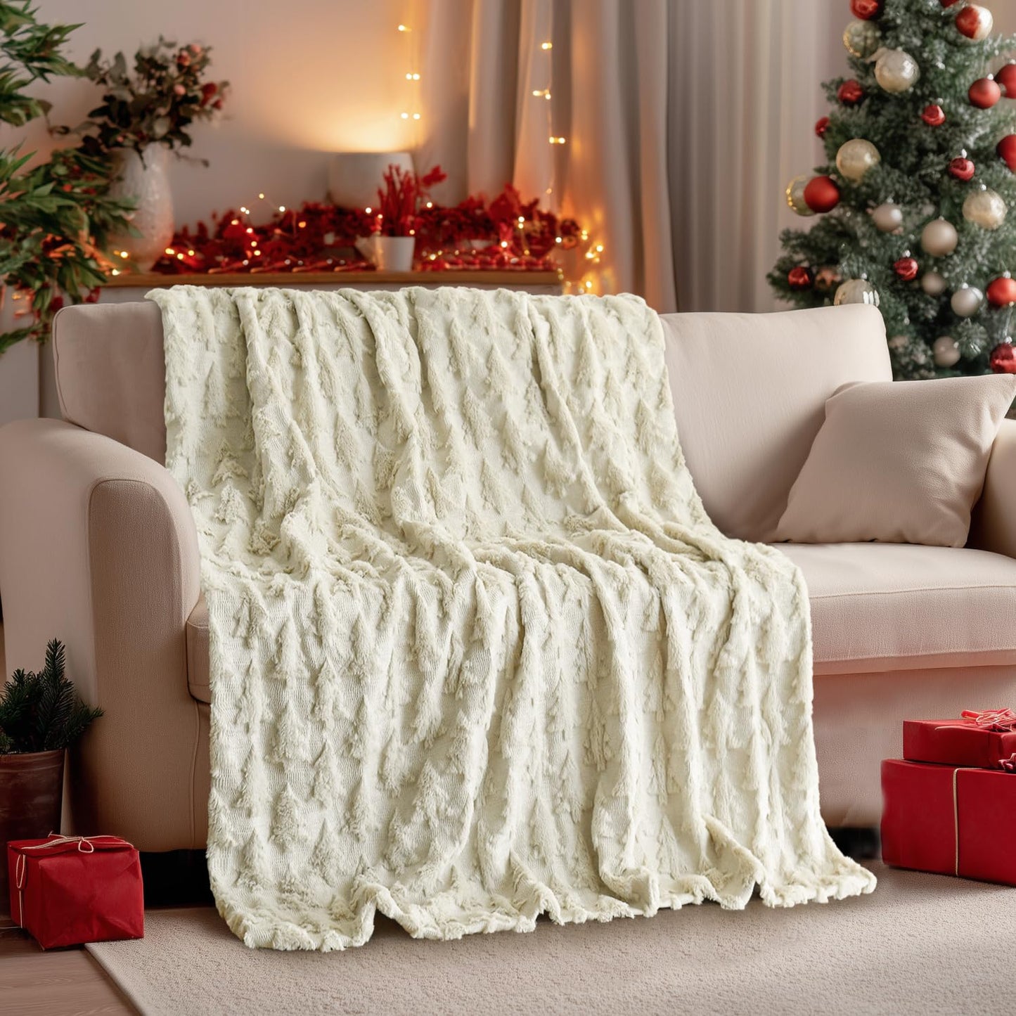 Horaldaily Christmas Blanket Throw, Beige Christmas Tree Soft Fuzzy Plush Faux Fur Cozy Blankets for Couch Sofa Bed Lounging, Ideal Gifts for Kids Adults Wife Self, 50x60