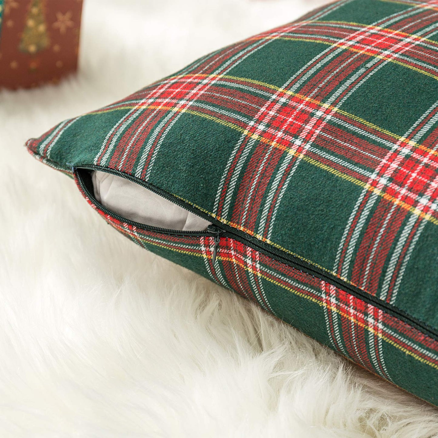 AQOTHES Pack of 2 Christmas Plaid Decorative Throw Pillow Covers Scottish Tartan Cushion Case for Farmhouse Home Holiday Decor Red and Green, 22 x 22 Inches