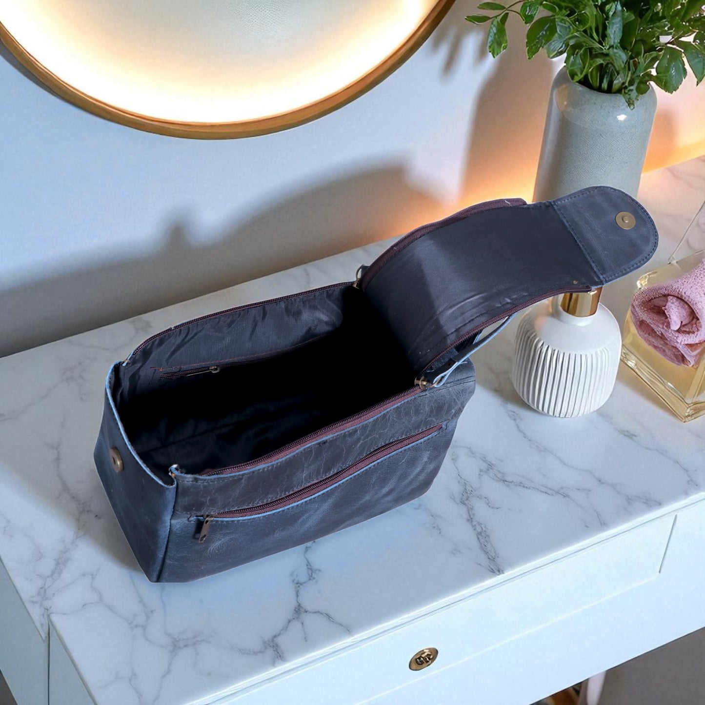 PRASTARA Leather Toiletry Bag for Men, Travel Essentials Shaving Dopp Kit Bathroom Shower Toiletries Organizer, Cosmetic Make up Bag for Women (Navy Blue)
