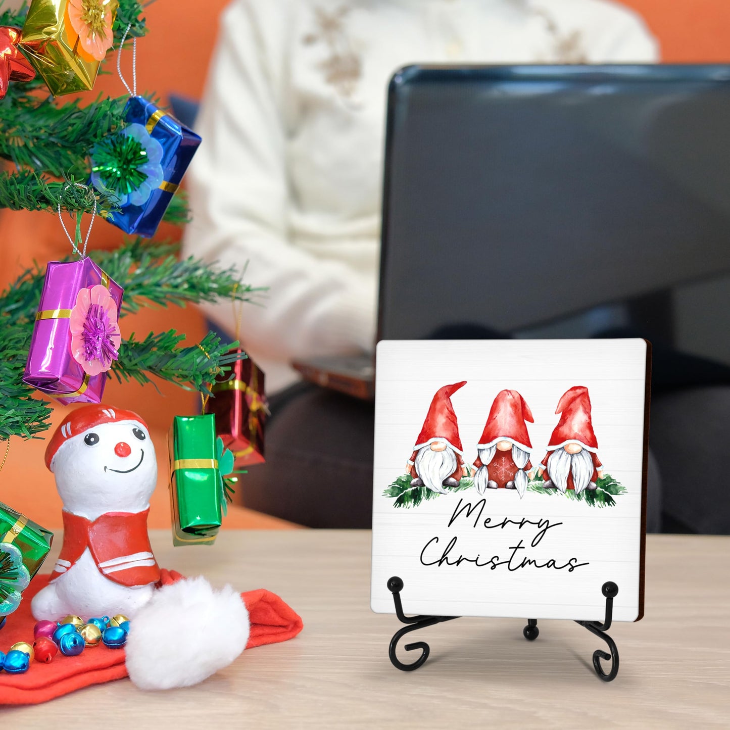 Cazhes Christmas Gnomes Wooden Decor, Merry Christmas Sign Decorations for Home Bedroom, 5x5 Inches Xmas Gnomes Decor with Iron Stand, Birthday New Year Gifts-G12