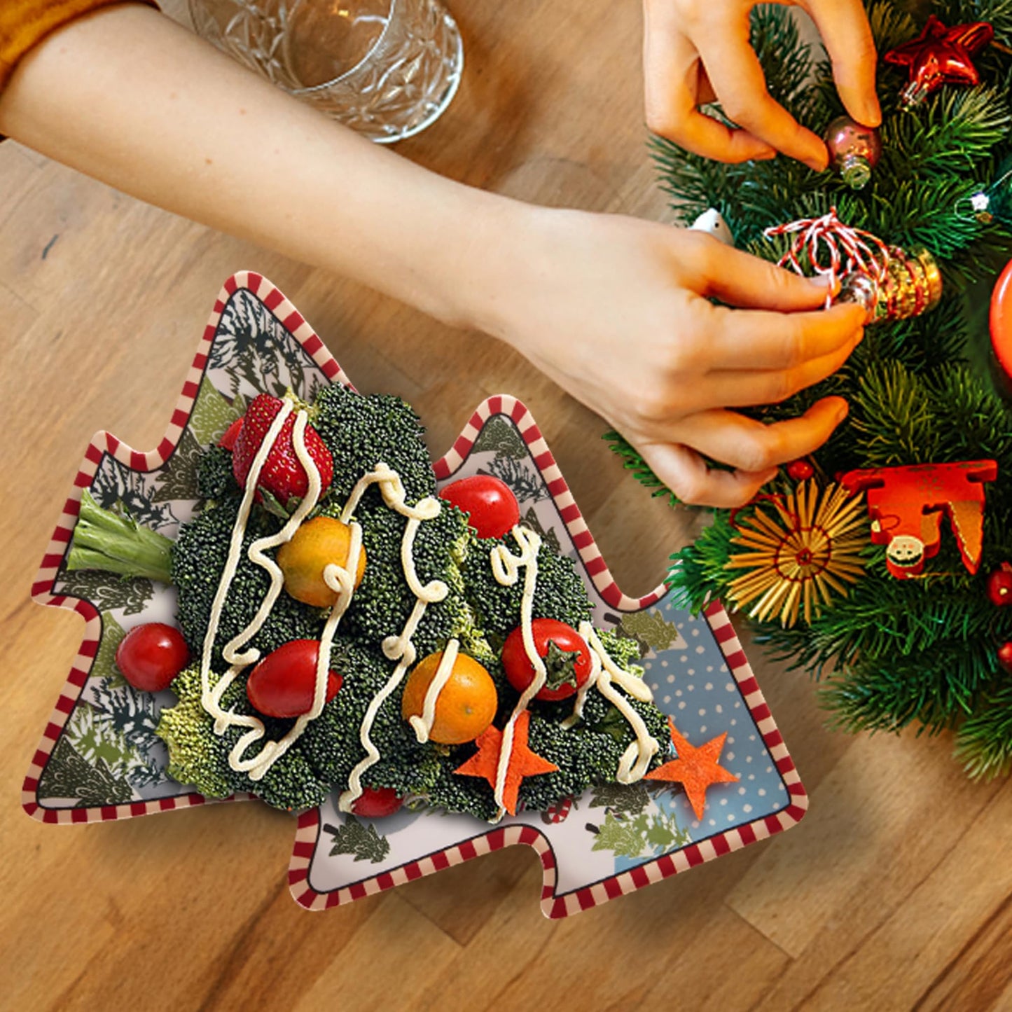Viynran Christmas Tree Melamine Tray - Santa & Snowman Pattern | Ideal for Holiday Treats, Candy, and Feasts | Festive Tableware for Christmas Parties (2 Pcs), 31009CTPO02