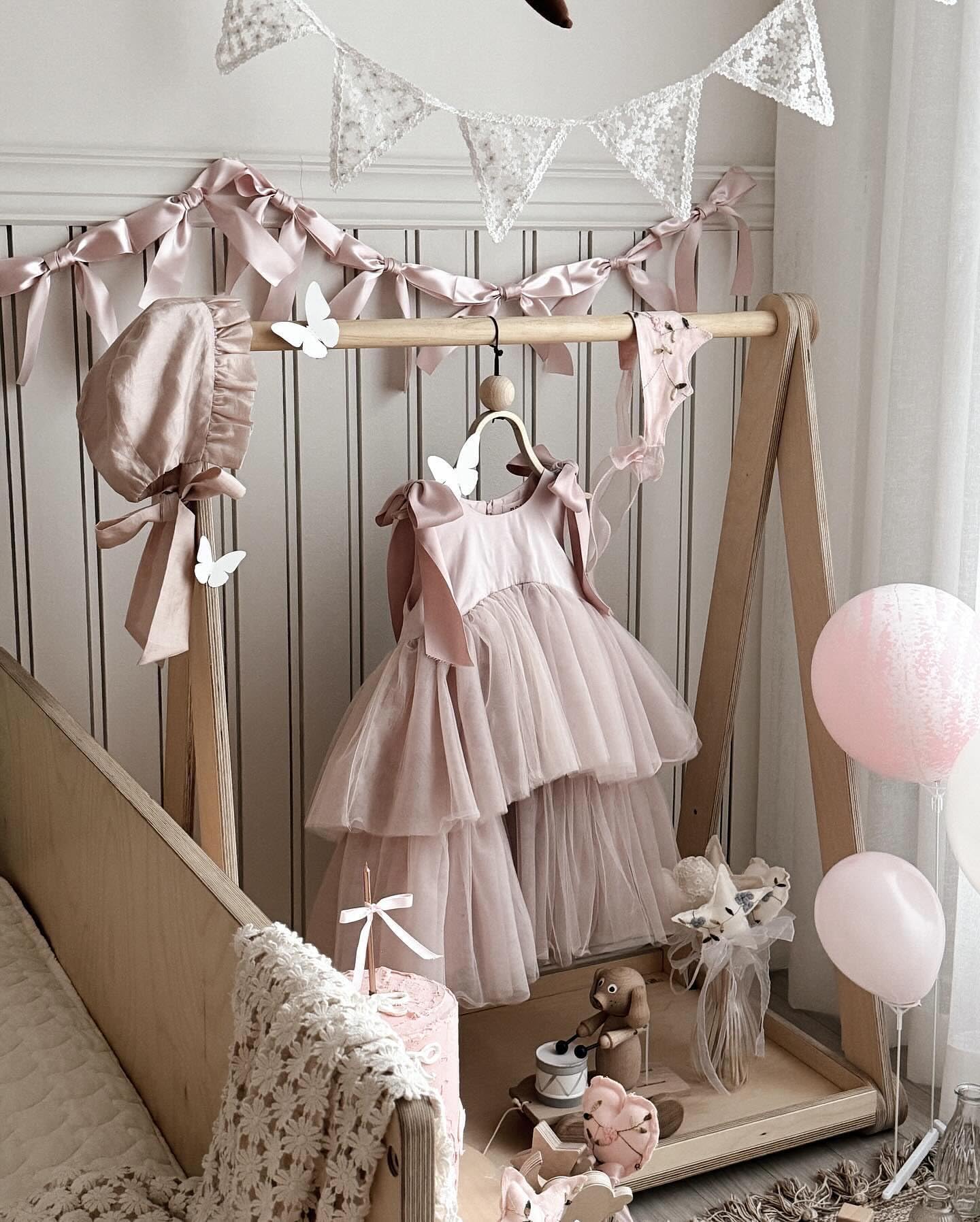 Eanjia Bow Knot Garland | 6ft Linking Satin Bow Banner with 3ft Extend Ribbon for Coquette Bachelorette Party, Baby Shower,Bridal Shower Wedding Baby Room Bed Decor (Lace Pennant Banner, 4.9ft)