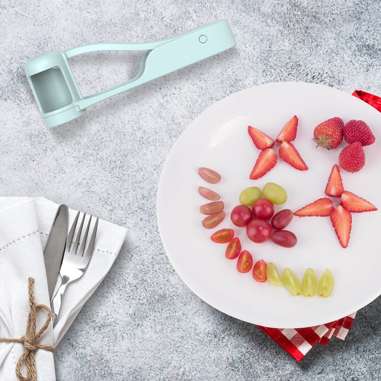 WhiteRhino Grape Cutter Grape Slicer for Toddlers Baby,Grape Cherry Tomato Strawberry Cutter Quarter Slicer tool For Vegetable Fruit Salad Cake Decoration,Stainless Steel kitchen Gadget Fruit cutter