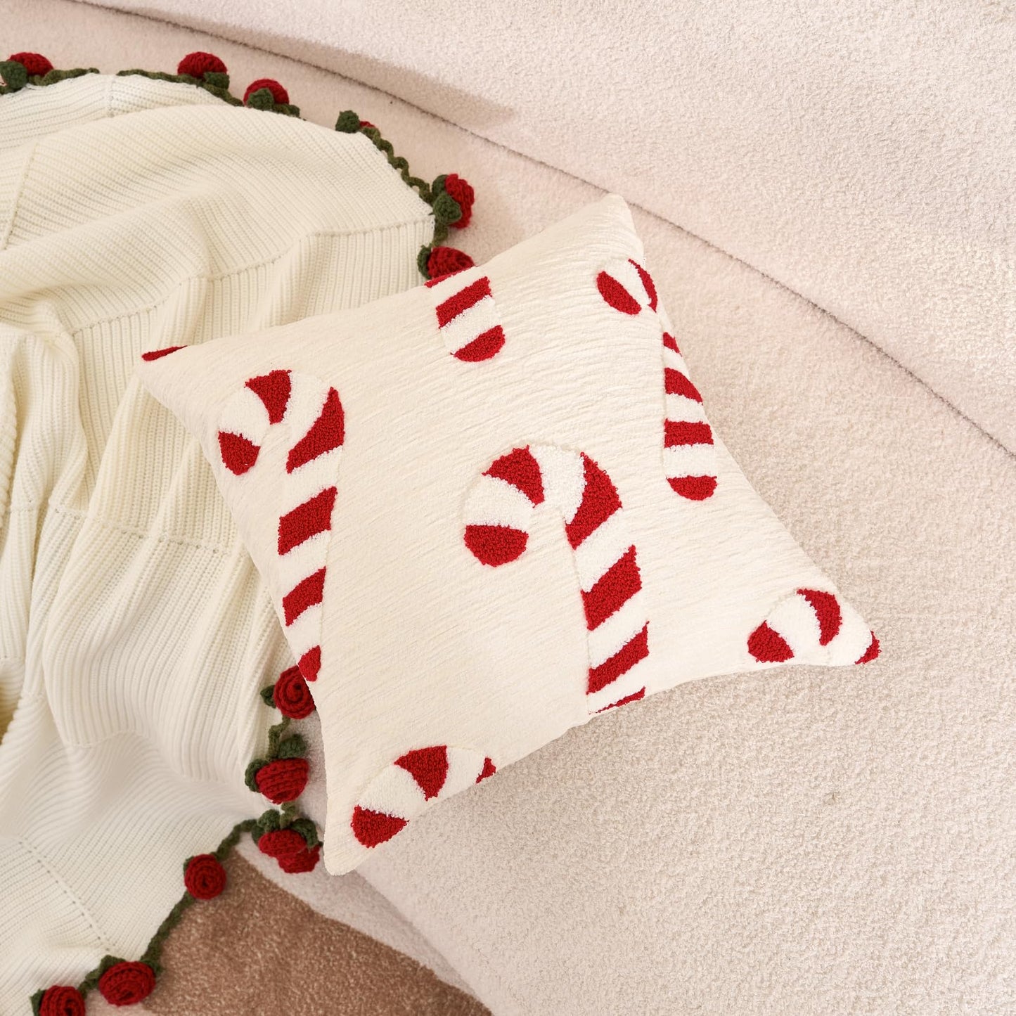 Avigers Christmas Pillowcase 2pcs Christmas Decorations Soft Artificial Plush Christma Tree Pillow Cover Sofa Living Room Holiday Decoration (Christmas Socks - Red, 18 * 18inch-2pcs)