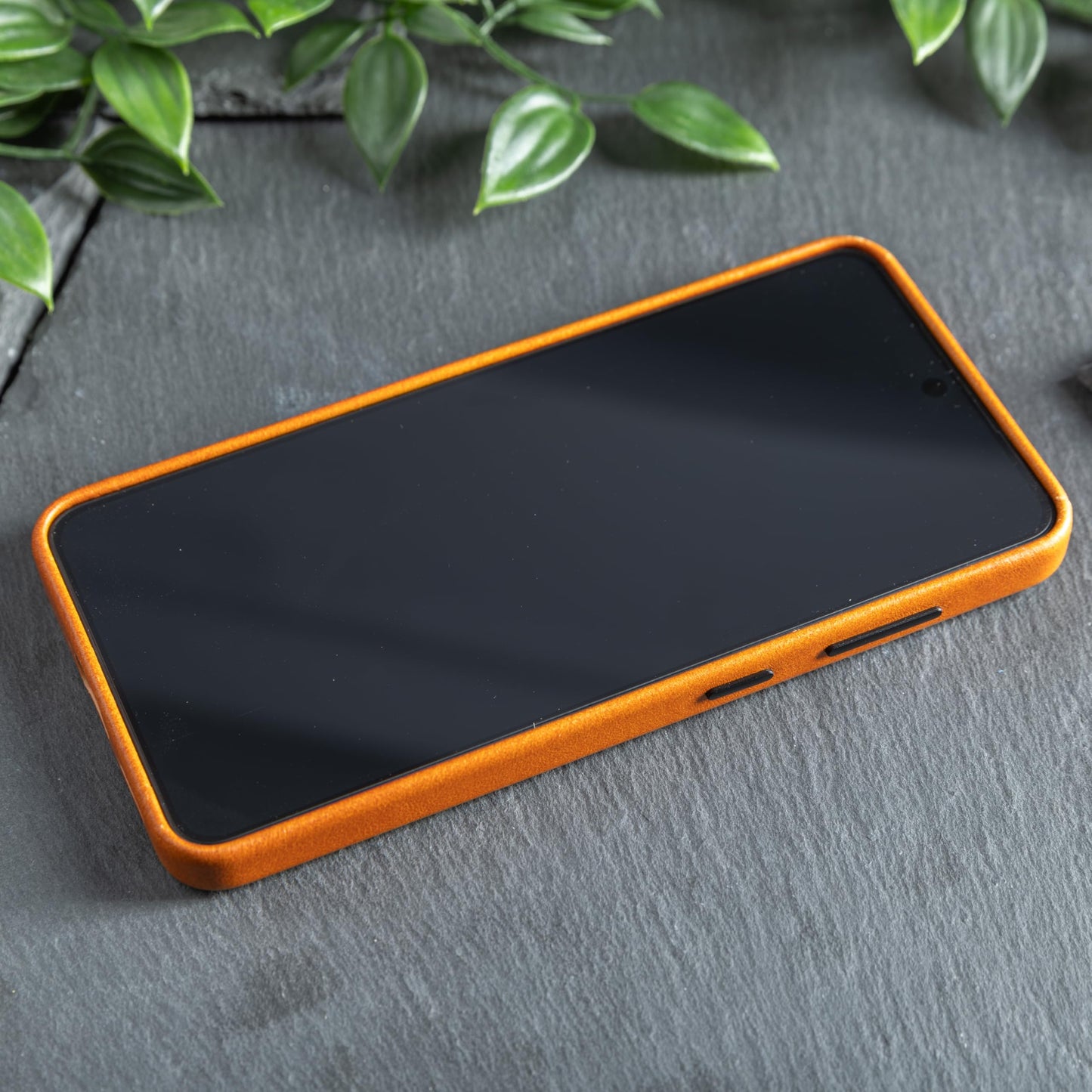 Snakehive Leather Case for Samsung Galaxy S26 - Slim Protective Case - Wireless Charging/Qi2 Compatible - Tan