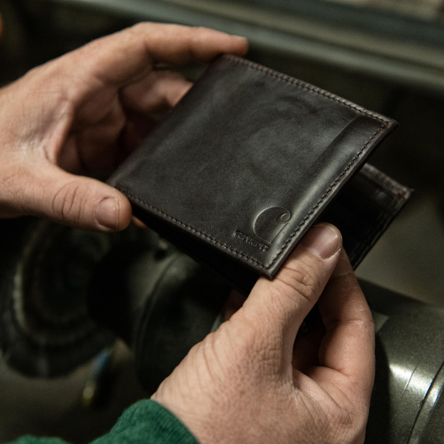 Carhartt Men’s Oil Tan Leather Wallet, Front Pocket, Passcase & Trifold Designs, Long-Lasting Construction, Gifts for Men