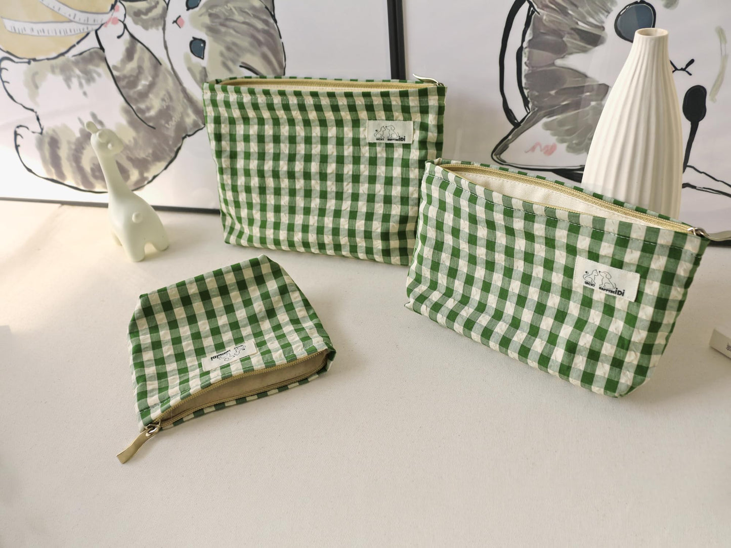 HAPPYHEIDI Nylon Checker Makeup Bag Set 3 with Compartment Cosmetic Toiletry Travel Pouch,Purse Accessory Organizer, 3-Size, Beige Green Plaid, Canvas Lined