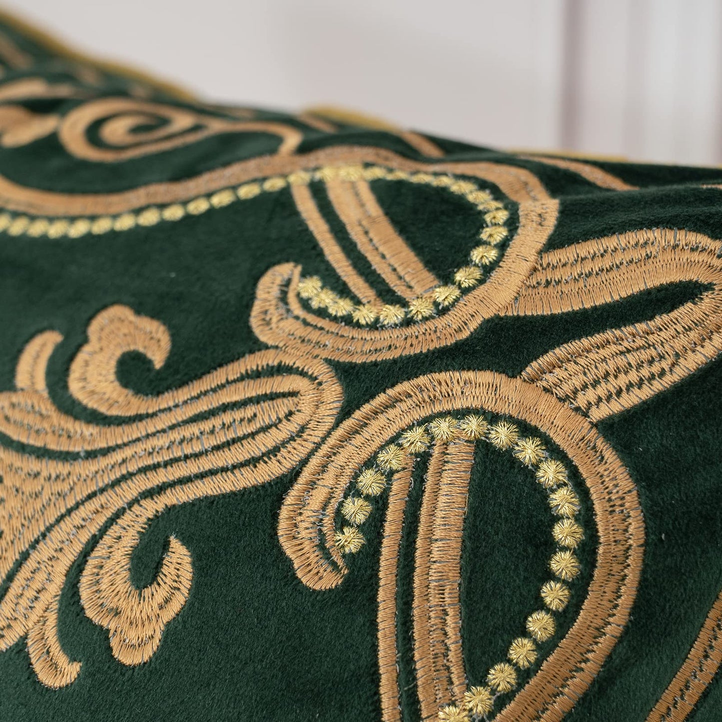 Aeckself European Luxury Velvet Throw Pillow Cover 18 x 18 Inch, Embroidery Floral Pillow Cover Home Decor Pillowcase for Couch Bedroom Living Room, Dark Emerald Green and Gold