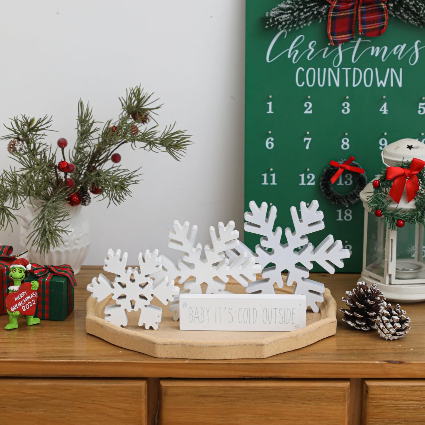 4 PCS Winter Wooden Snowflakes Decor - Christmas Snowflake Signs - Christmas Fireplace Decorations for Party - Tabletop Fireplace Decors