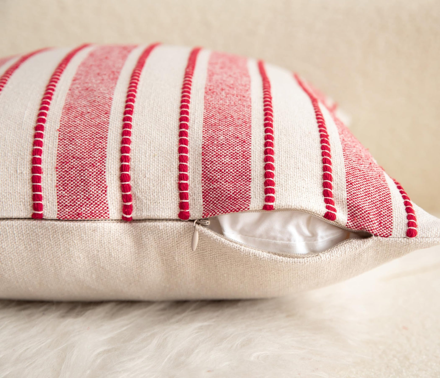 Cethom Christmas Pillow Covers, Boho Textured Red Pillow Case, Pillow Covers 20 x 20 Inch Set of 2 Christmas Decorative, Chair Sofa Bedroom Living Room Home Holiday Decor Cushion Case