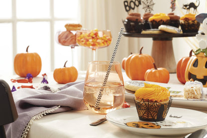 Lenox Serveware, The Great Pumpkin Figural Treat Dish, Handwash Only, Durable Porcelain Dish Tray, Halloween Decor Indoor, Halloween Table Decorations, Snoopy Design, Fall Decor (8 x 6.5 x 1-inch)