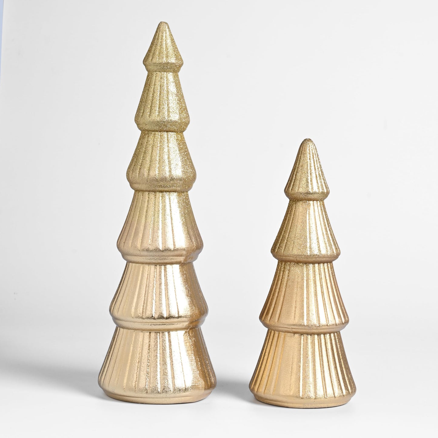 AOMOONOA Wooden Christmas Trees Figurine, 2Pcs Gold Tree Figurines, Decorative Trees for Tabletop, Small Glittered Golden Xmas Tree Figurines for Christmas Mantle Indoor Decor