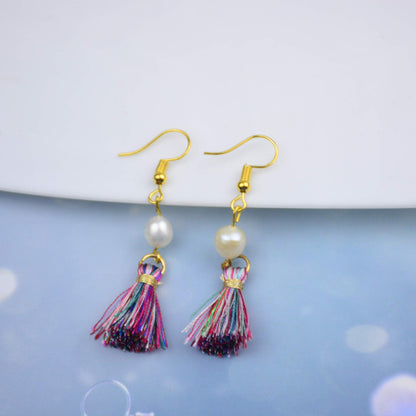 Aokbean 100 pcs Tassel Multi-Colors Mini Tiny Handmade Craft Tassels Charms with Golden Jump Ring for Earring Jewelry Necklace Making Accessories Other Arts DIY Supplies (Mixed)