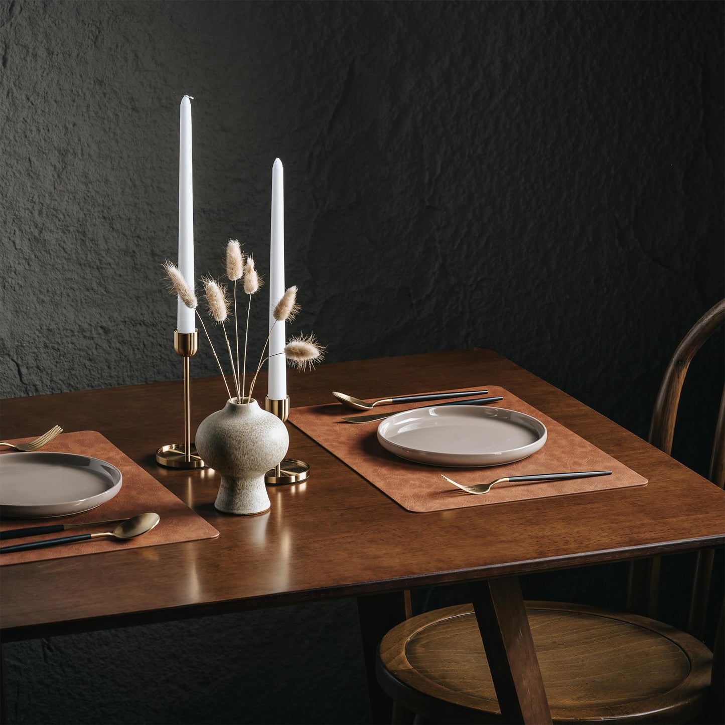 Placemats Set of 4, DOLOPL Reversible Dual-Color Faux Leather Place Mats 17"x11.8"– Waterproof, Heat Resistant, Washable & Wipeable, Luxury Retro Style for Kitchen Dining Table (Reddish Brown & Brown)