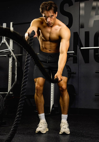 Soothfeel Men's Running Shorts with Zipper Pockets 7 Inch Lightweight Quick Dry Gym Athletic Workout Shorts for Men (Black, M)
