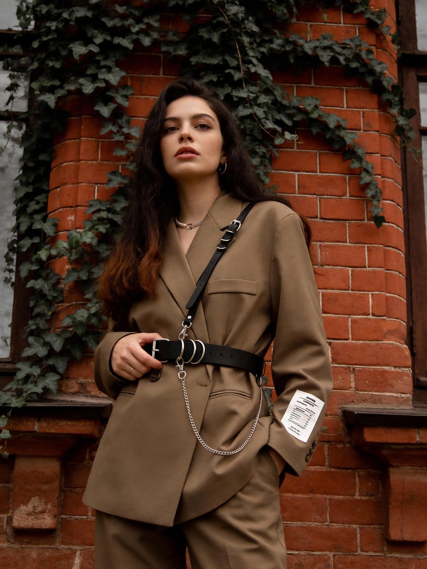Women's Adjustable Waist Belt with Shoulder Strap & Chain – Faux Leather Fashion Belt with Alloy Ring – Streetwear Layering Accessory for Festival Photoshoot Performance Outfit (Fit Waist 21.5-36.0in)