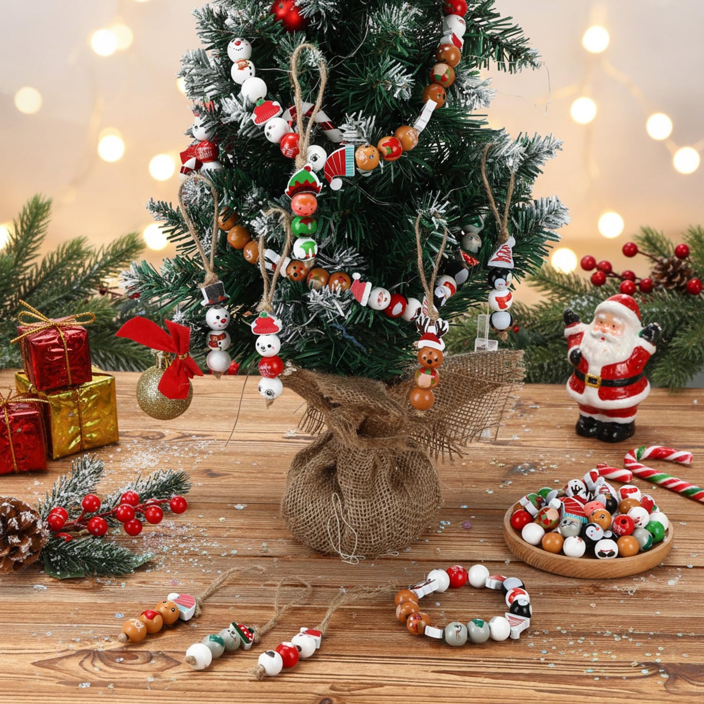 Geelin 300 Pcs Christmas Wood Beads with Twine - Santa Gingerbread Snowman Winter Animals Wooden Round Bead for Hanging Ornaments DIY Crafts Garland Holiday Tree Decor(Classic Christmas)