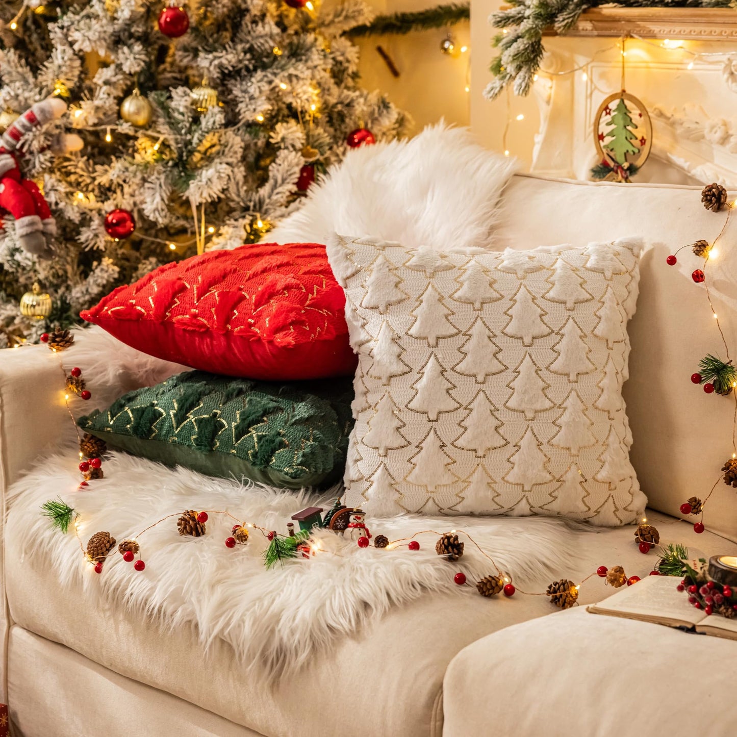 AQOTHES Christmas Tree Green Red Throw Pillow Covers 18x18, Soft Faux Fur Sequins Throw Pillows for Couch Sofa Bed Room Cushion Covers Holiday Decorations