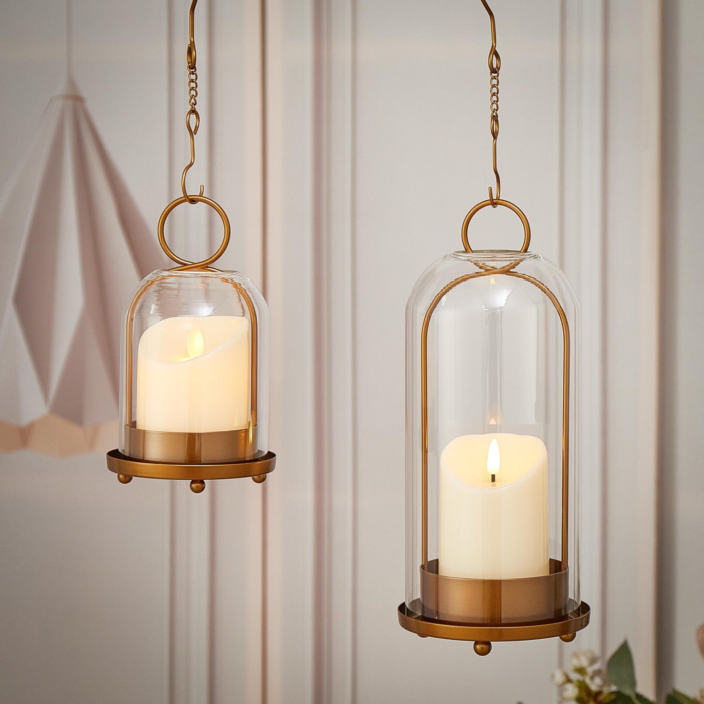 Gdfmsc Hurricane Metal & Glass Candle Holder Gold Set of 2, Decorative Candlestick Pillar Candle Holder with Clear Glass for Wedding Party Christmas Holiday Dining Table Centerpiece Lanter