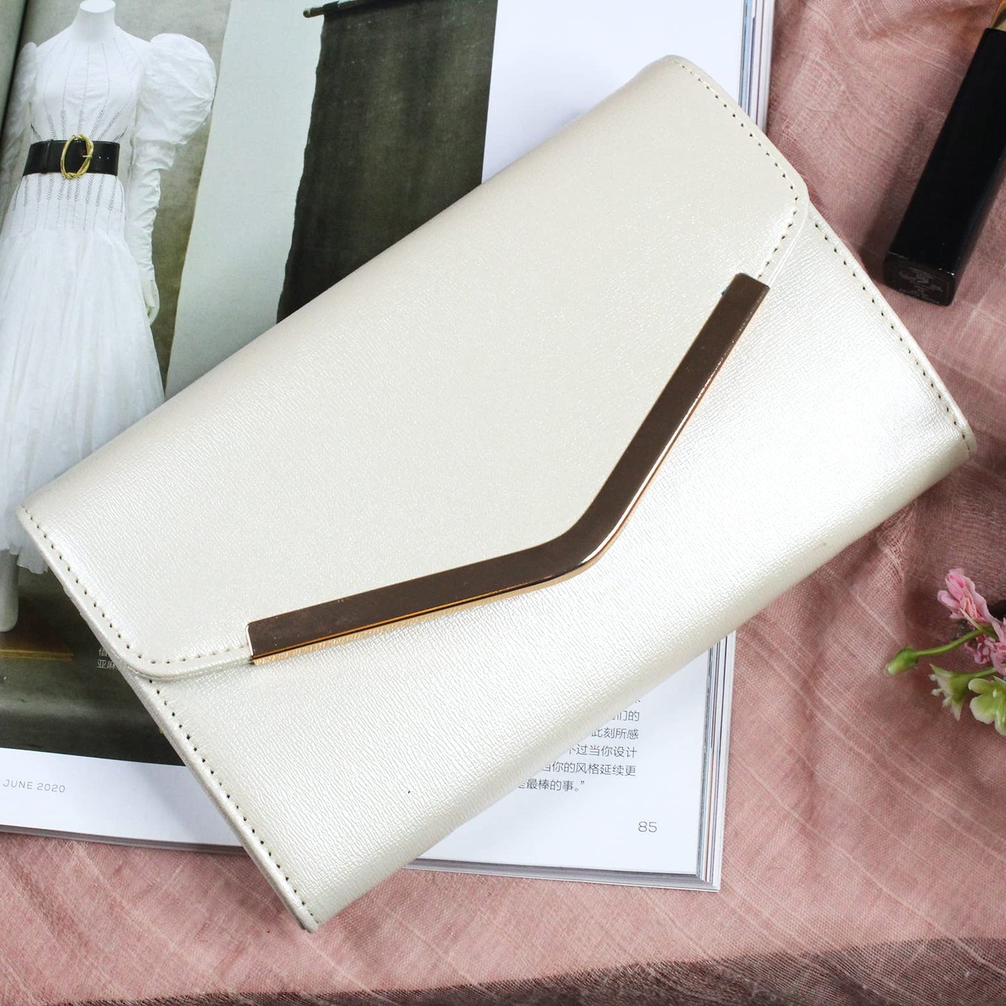 Autumnwell Clutch Purse Evening Bag for Women，Envelope Handbag With Detachable Chain for Wedding and Party（beige）