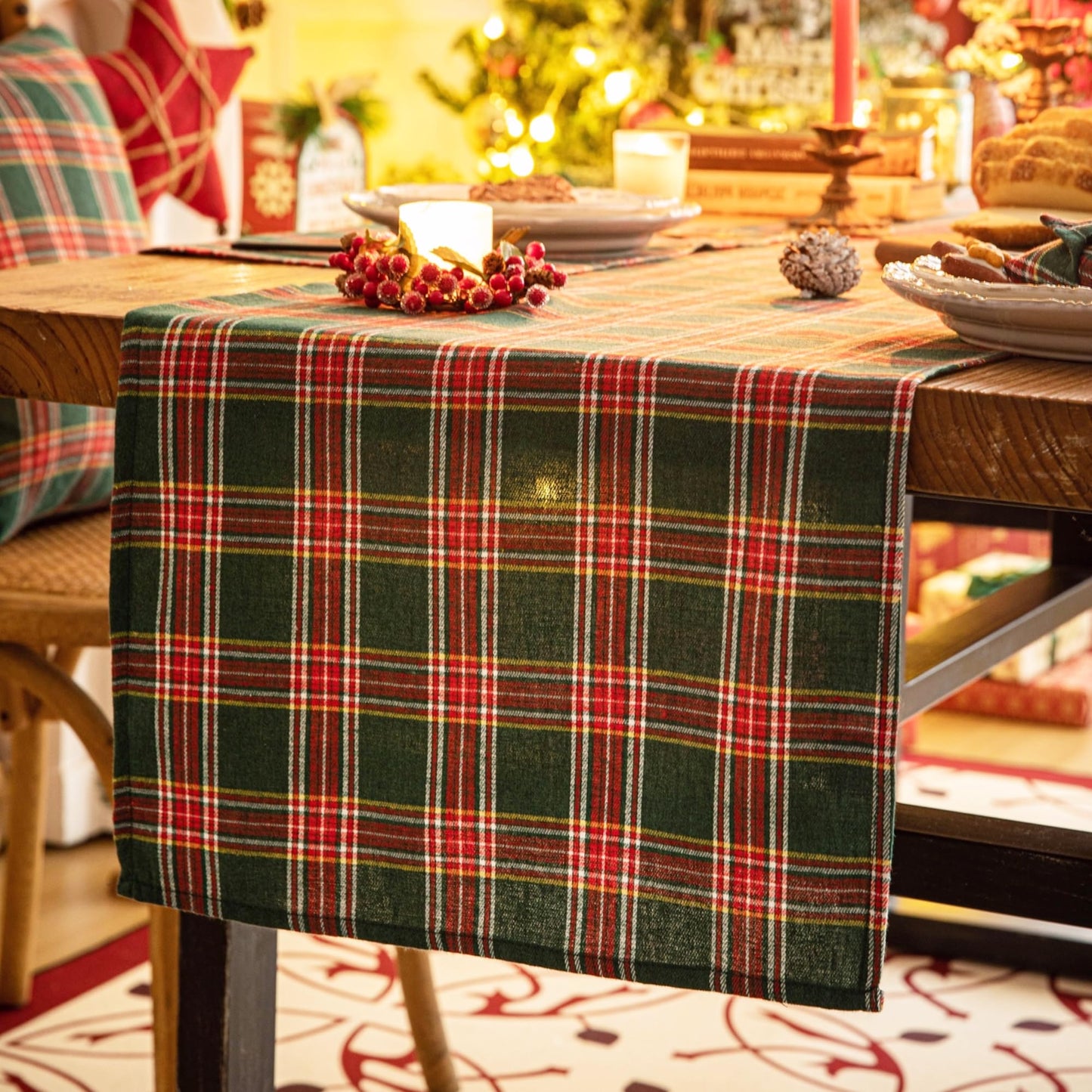 Green Red Plaid Christmas Table Runner, Winter Holiday Table Runners 108 inches Long Xmas Decorations Indoor Outdoor Farmhouse Home Kitchen Dining Party Decor