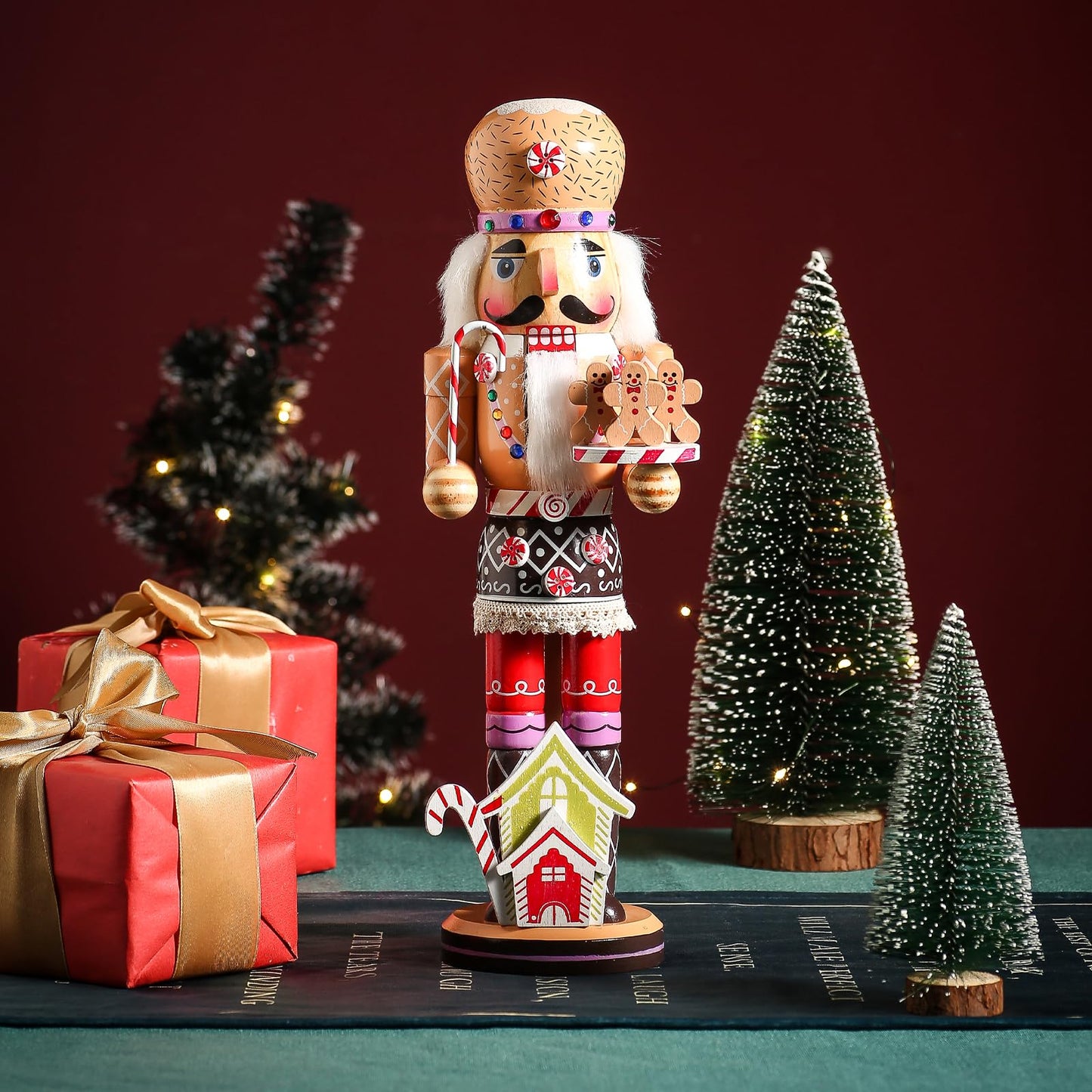 KoolShare 15-Inch Gingerbread Christmas Nutcracker, Wooden Baker Figurine with Cupcake Hat, Tray of Gingerbread Men & Candy House Base, Handcrafted Candy Land Decor for Holiday Mantel or Tabletop