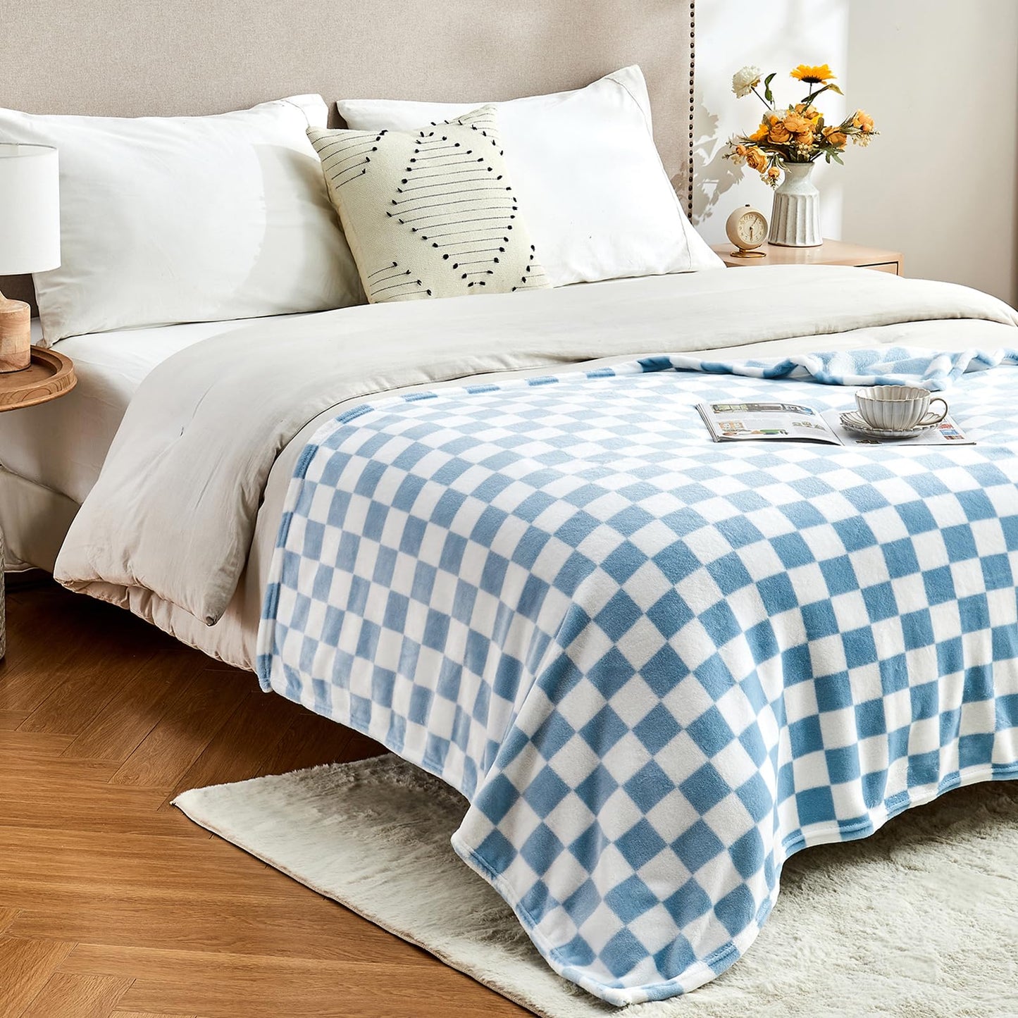 Edenleaf Checkered Blanket Flannel Throw Blankets Soft Cozy Checkered Grid Print Chessboard Gingham Pattern Throws for Bed Sofa Couch for All Seasons, 50x60 Inch, Blue