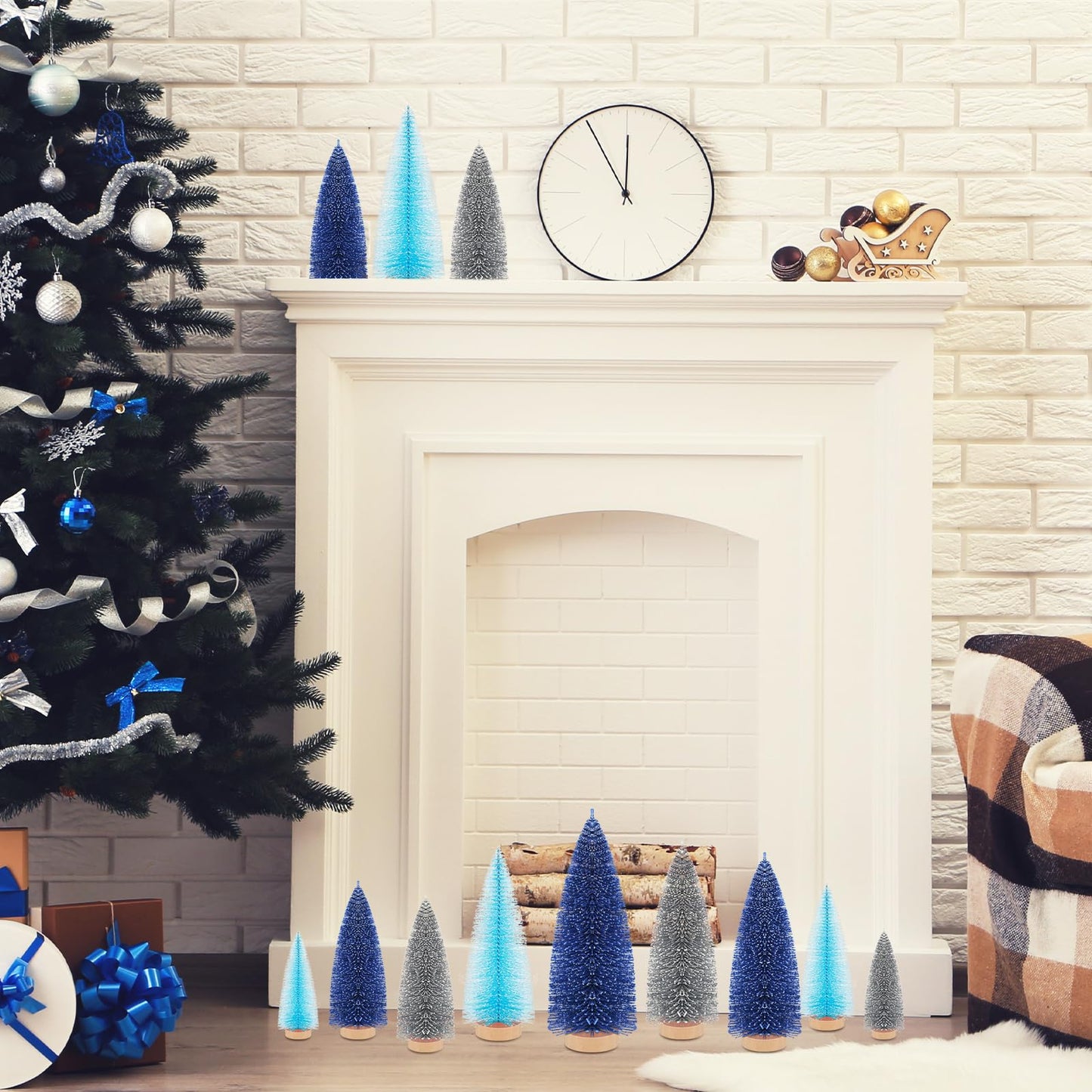 Leyndo 9 Pcs Blue Classic Artificial Mini Christmas Tree Sisal Bottle Brush Trees with Wood Base Christmas Pine Trees for Autumn Winter Holiday Home Kitchen Party Decor