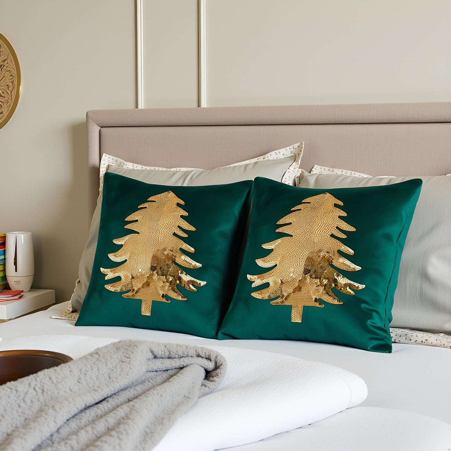 Tosleo Christmas Pillowcases 18 x 18 inch Set of 2 Dark Green Xmas Tree Sequins Throw Pillow Cover Christmas Pillow case Party Decorations Winter Holiday Cushion Cases