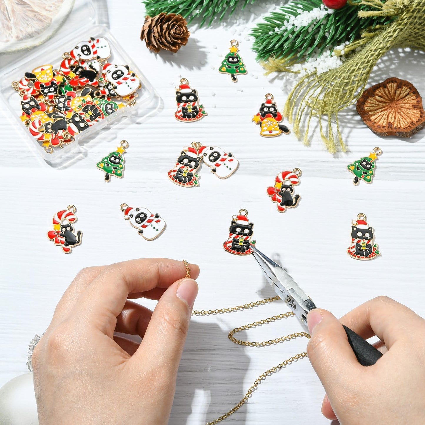 LiQunSweet 30 pcs 5 Styles Christmas Cat Theme Alloy Enamel Charms Xmas Tree Bell Snowman Wreath Candy Cane Charms for DIY Jewelry Bracelet Necklace Earring Craft Keychain Bag