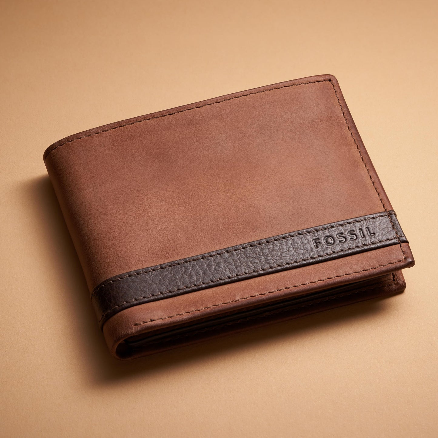 Fossil Men's Quinn Leather Bifold with Flip ID Wallet, Men's Leather Wallet, Brown