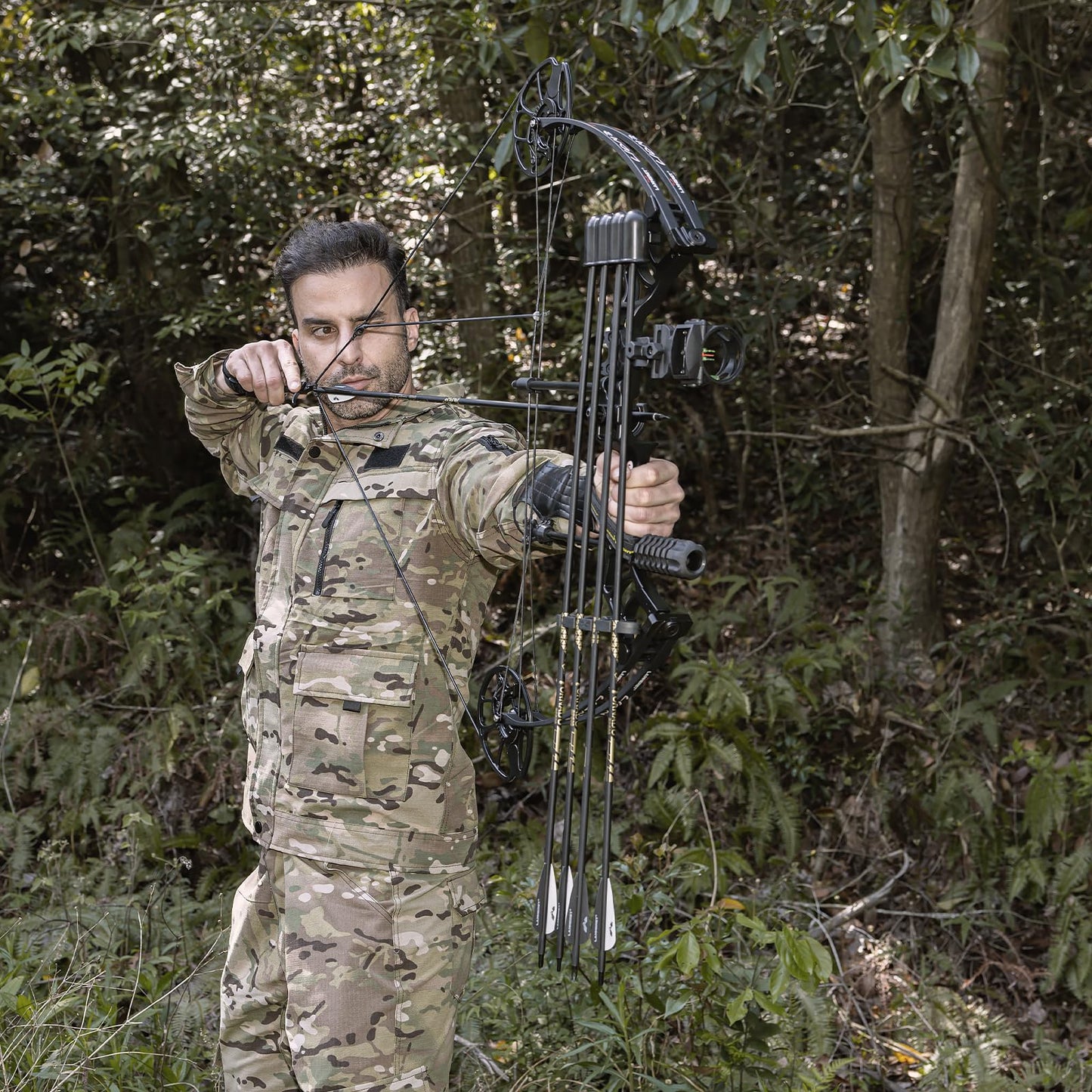 Lanneret Compound Bow and Archery Sets - Right Hand Archery Compound Bows 0-70 lbs Draw Weight Adjustable for Adults and Beginners，25"-31" Draw Length，up to IBO 320 fps，Archery Hunting Bow Set，Camo