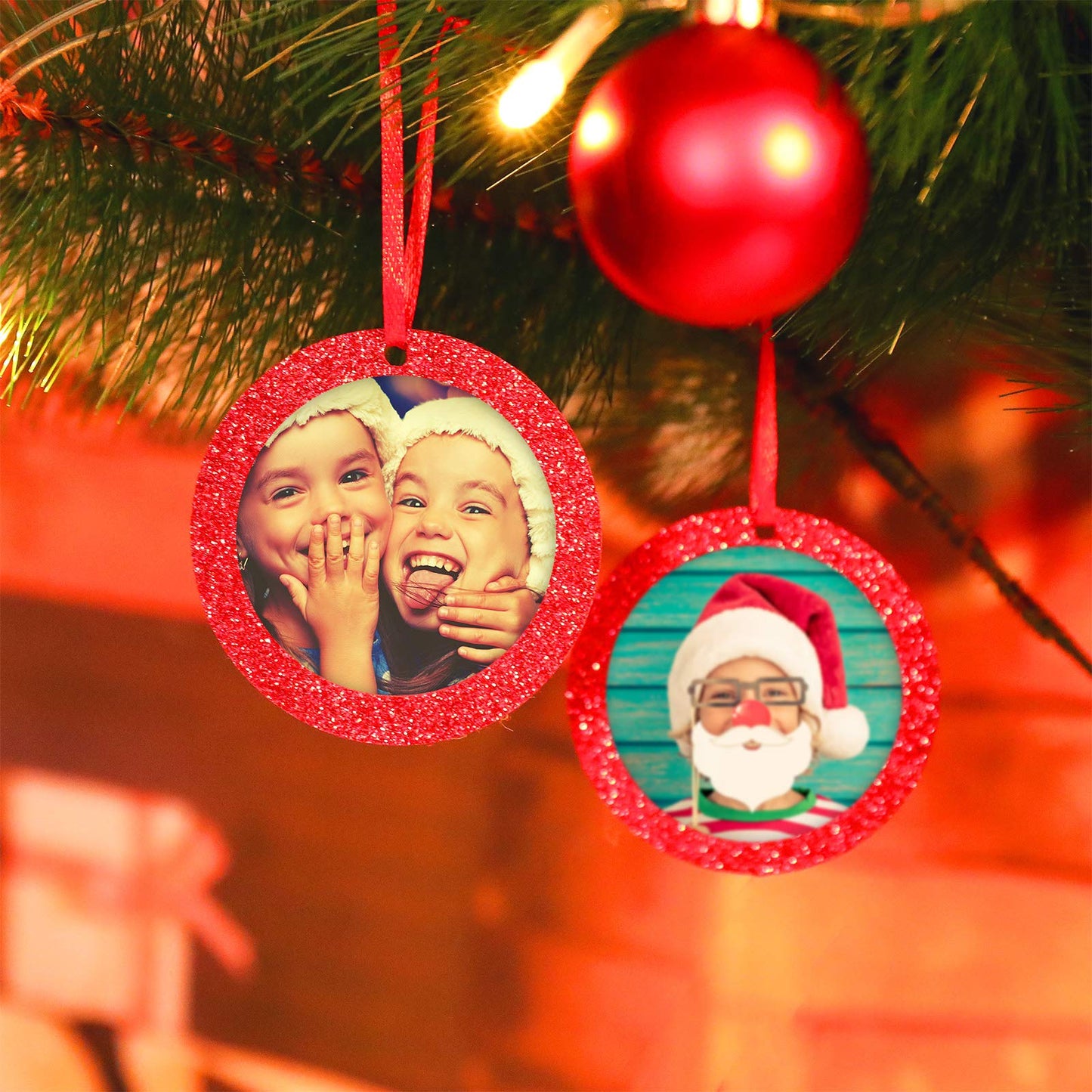Jetec 20 Pcs Christmas Picture Ornaments Christmas Photo Ornaments Felt Glitter Hanging Round Picture Frame for Xmas Tree Stockings Decorations