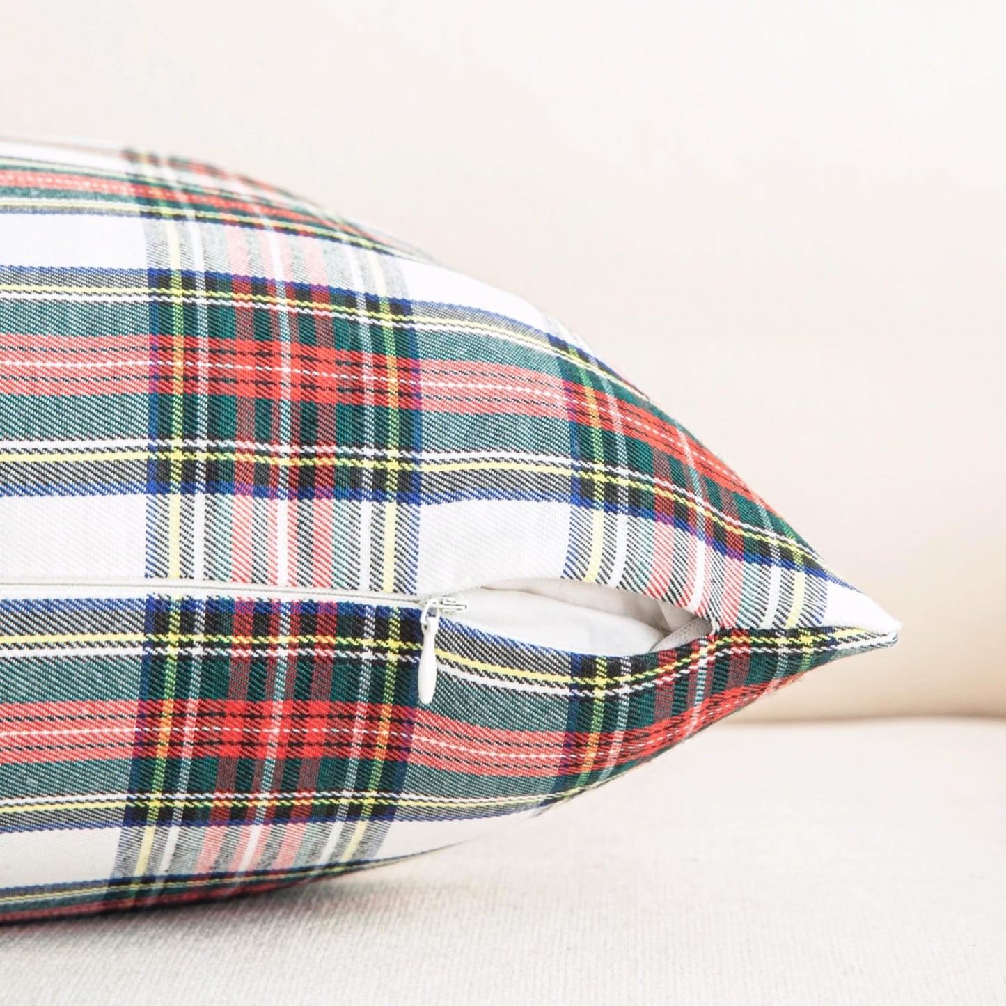 AQOTHES Pack of 2 Christmas Plaid Decorative Throw Pillow Covers Scottish Tartan Cushion Case for Farmhouse Home Holiday Decor Red and White, 18 x 18 Inches
