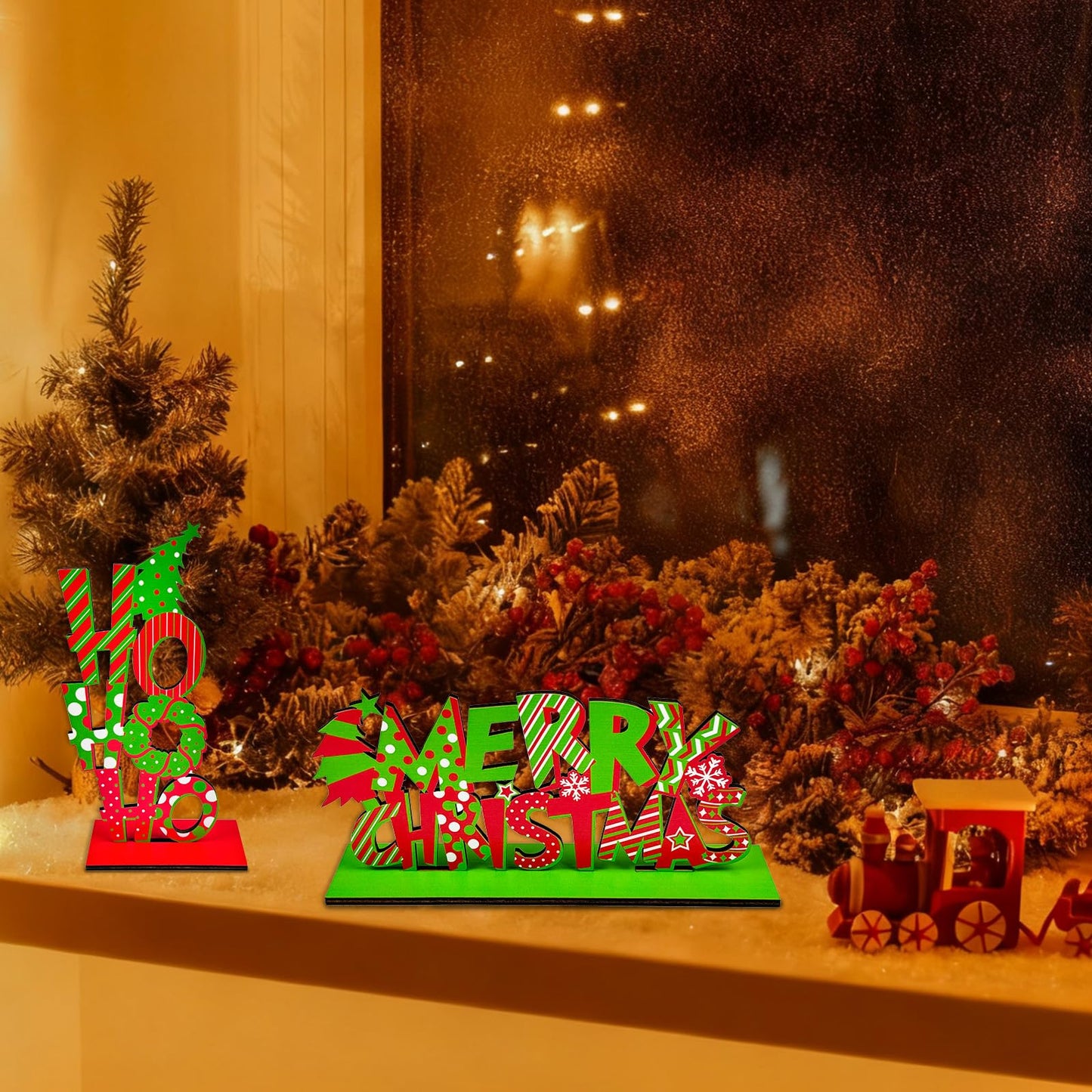 Cinrobiye 6 Pcs Christmas Table Decorations, Red Green Whoville Crooked Christmas Tree Centerpieces Farmhouse Wood Xmas Tabletop Xmas Signs for Home Mantel Fireplace Holiday Party Supplies Decor