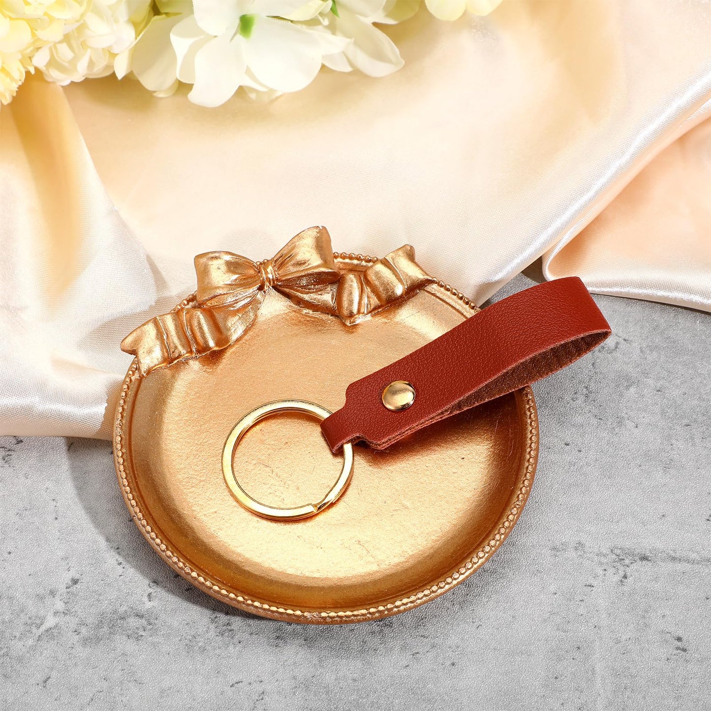 LIQWEI 100 Pcs PU Leather Keychain, Rectangular PU Leather Key Fob Kit, Laser Engraving Key Chain with Keychain Rings for DIY Keychains Craft Birthday Gift Men Women