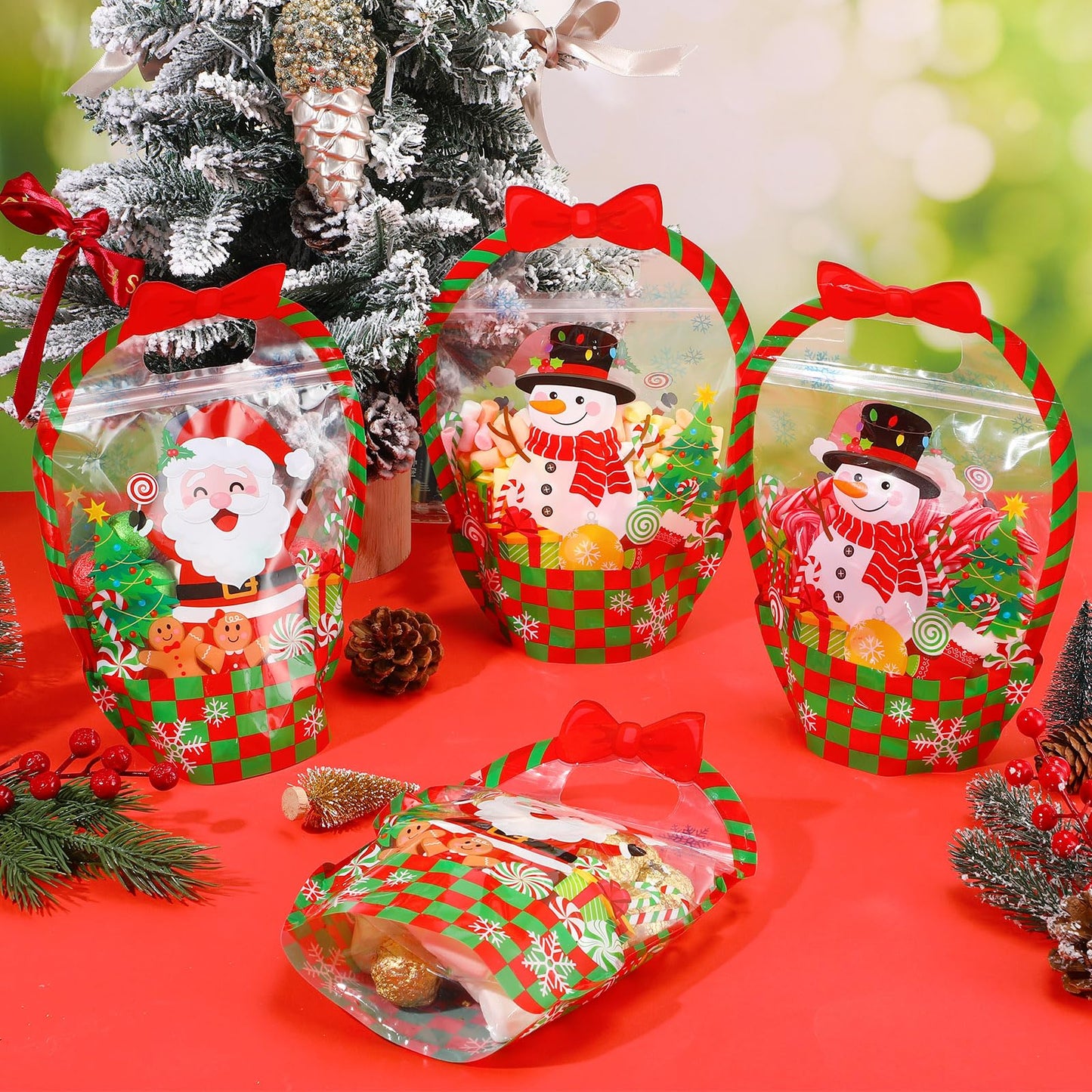Fuutreo 50 Pcs Christmas Gift Bags Transparent Santa Sealing Pouches with Handles Resealable Merry Christmas Plastic Favor Bags for Holiday Party Candy Gift Wrapping Supplies Decoration(Xmas)